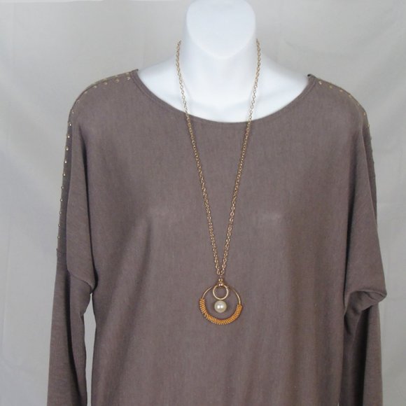 O-Neck Full Sleeves Top - Picture 6 of 8